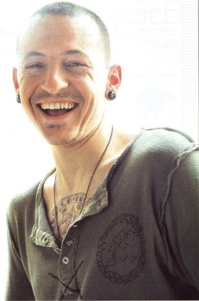 TourankApp's tweet photo. Sometimes goodbye is the only way. #ChesterBennington #ChesterBenninton #pain https://t.co/Gb54JOTq3V