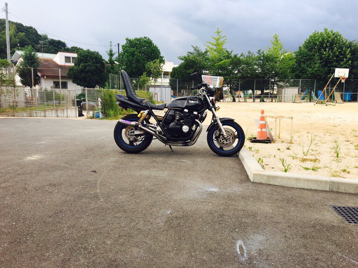 XJR_0801_'s tweet photo. 男の事もフォローしちゅうのに
よくあんなこと言えたもんや
あーもうおれのもんじゃあないし
かまんか
こいつさえおればいい😂 https://t.co/1kv2l7yCZn