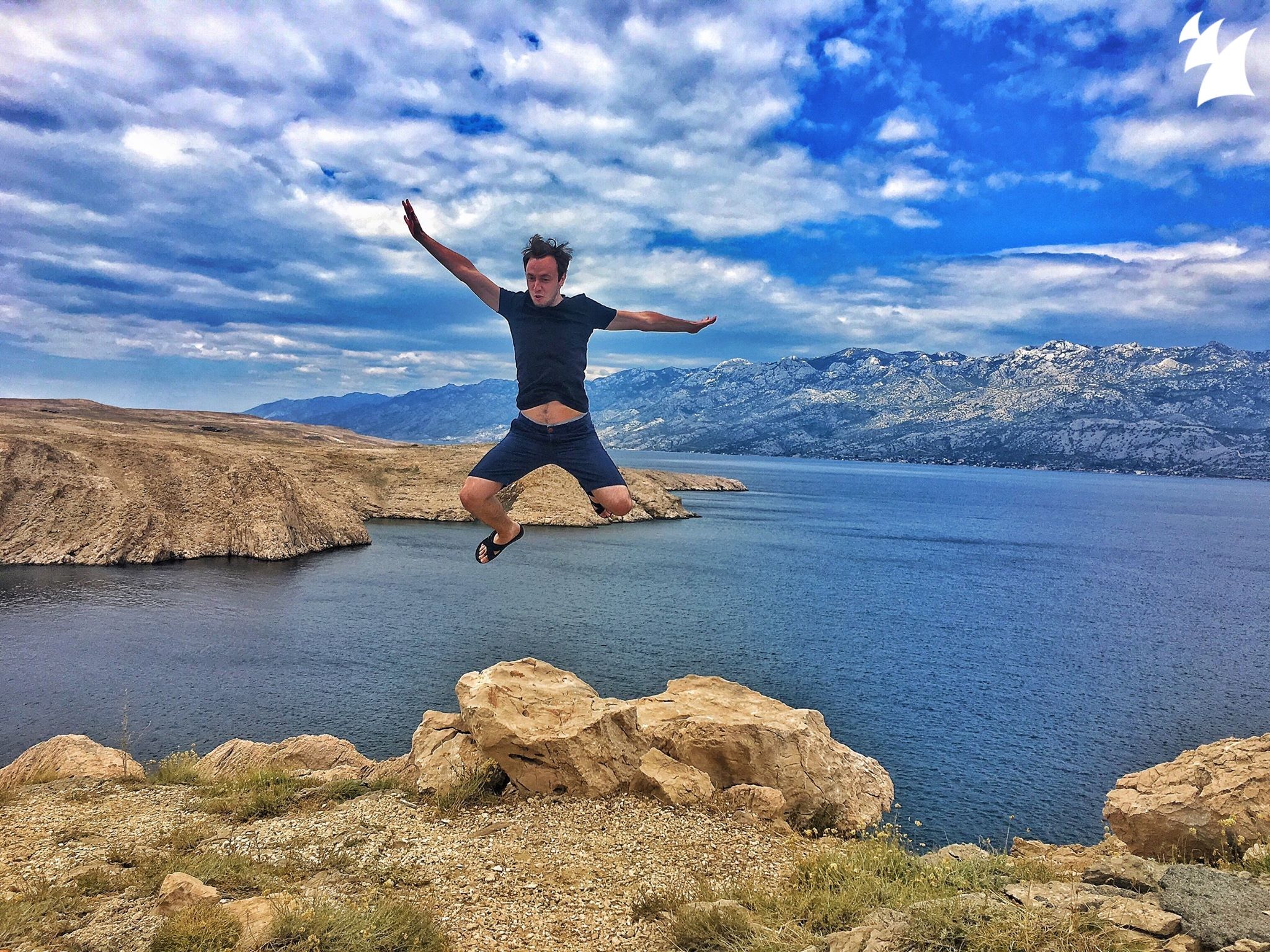Armada \"Happy birthday to you Andrew_Rayel!   