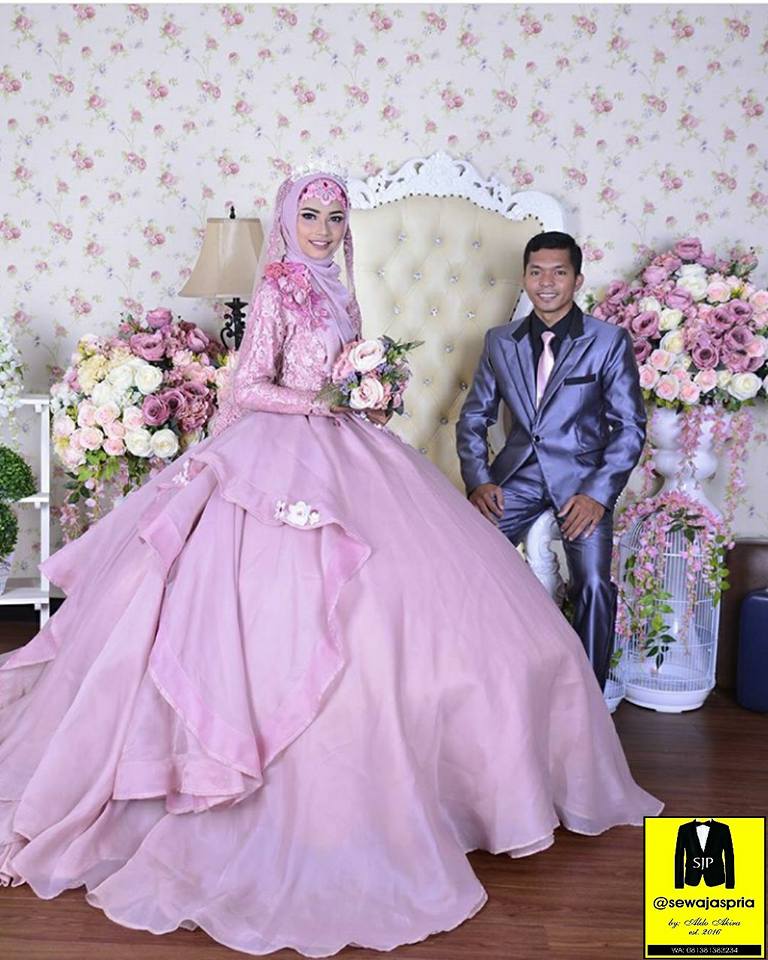 Info_Bintaro's tweet photo. #ShopBintaro Gunakan @sewajaspria untuk penyewaan jas sesuai dengan konsep prewedding kamu & pasangan #Pamulang #Bintaro
Hub 0812 1244 8165 https://t.co/O0iQE1mkwg
