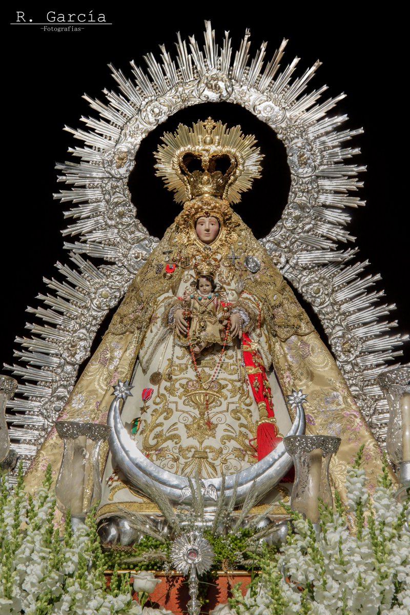 ¡Bienvenidos a la cuenta oficial en Twitter de la Hdad. de Ntra. Sra. de Palomares Coronada, excelsa Patrona de la Villa de #Trebujena!