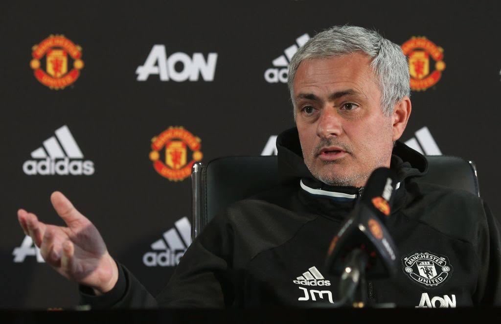 westhamtransfer's tweet photo. Mourinho on West Ham: "They have got Joe Hart, Chicharito and Arnautovic. It looks like they are playing to win the Premier League, too." https://t.co/o8gi6dd0KL