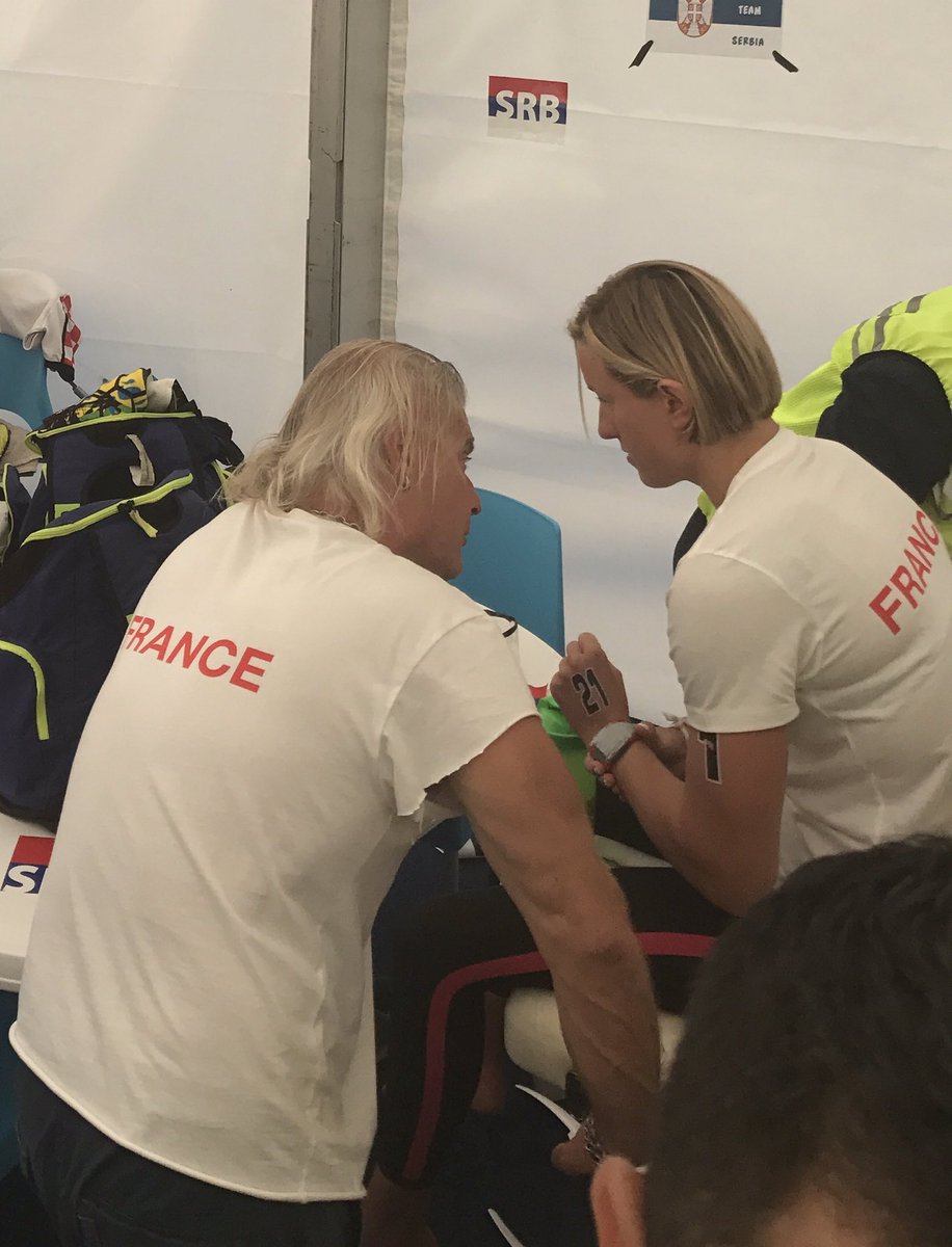 LFDgo's tweet photo. @Aure_Muller En tête au 10km du 25 km CM !

 "Écoute, c'est le dernier jour de la compet'. Tu choisis ta série :
50x500m
10x2,5km
Ou 5x 5km" https://t.co/KZqnpHXSxT