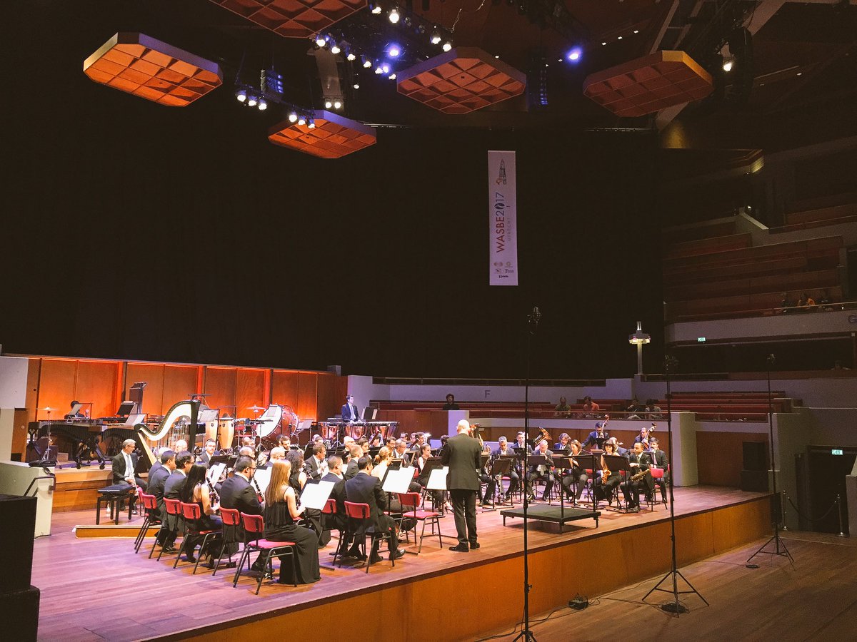 auditoribcn's tweet photo. La @BandaBarcelona enamora la conferència internacional de la #wasbe2017 amb música catalana! #Utrecht https://t.co/A0cuQmF494