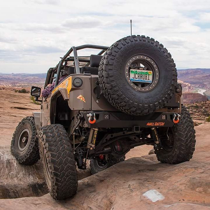 JcrOffroad's tweet photo. Today we are prepping this bad boy to run the Rubicon next week. Stoked! ๐
#projectcrusader https://t.co/05tsxWcpD2 https://t.co/bCEWPgohjq