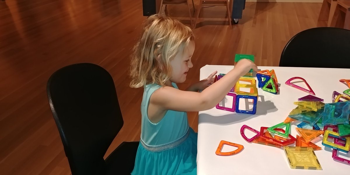 theCityMoms's tweet photo. This CityKid loved the interactive features of Science at Play. #ISMscience https://t.co/wHk04pmrWh
