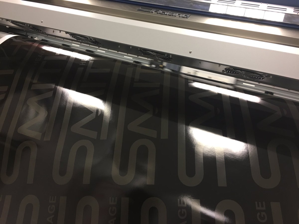 EliteSigns's tweet photo. Ooooh! #glossy #digitalprint coming from our @printMAXuk @rolanddguk #xr640 for @heavyhaulageuk's 2nd @KeltruckLtd #Nextgen @ScaniaUK #wrap https://t.co/zy6c1etzId