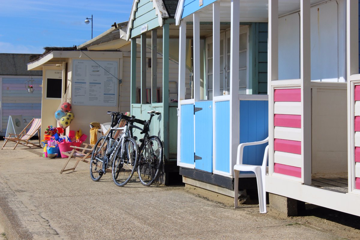 SCGreeters's tweet photo. That #FridayFeeling is when you are spending the weekend on #thesuffolkcoast and start planning it on Friday afternoon! 😀⛱️ https://t.co/enFhUKJdnp