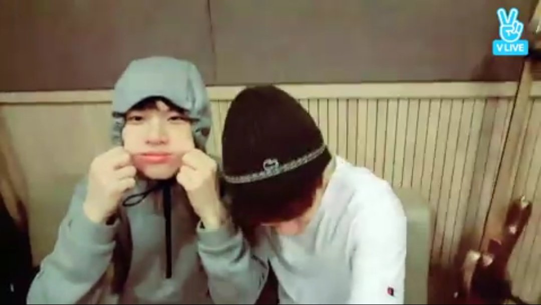 NFlying_HS_b's tweet photo. 오늘도 너무 즐거웠어요~ 아직도 이 어플이 신기하네요ㅎㅎ 내일도 또봐요!! @NFlying_SH_b @NFlying_H_b https://t.co/hByTtDuHa7