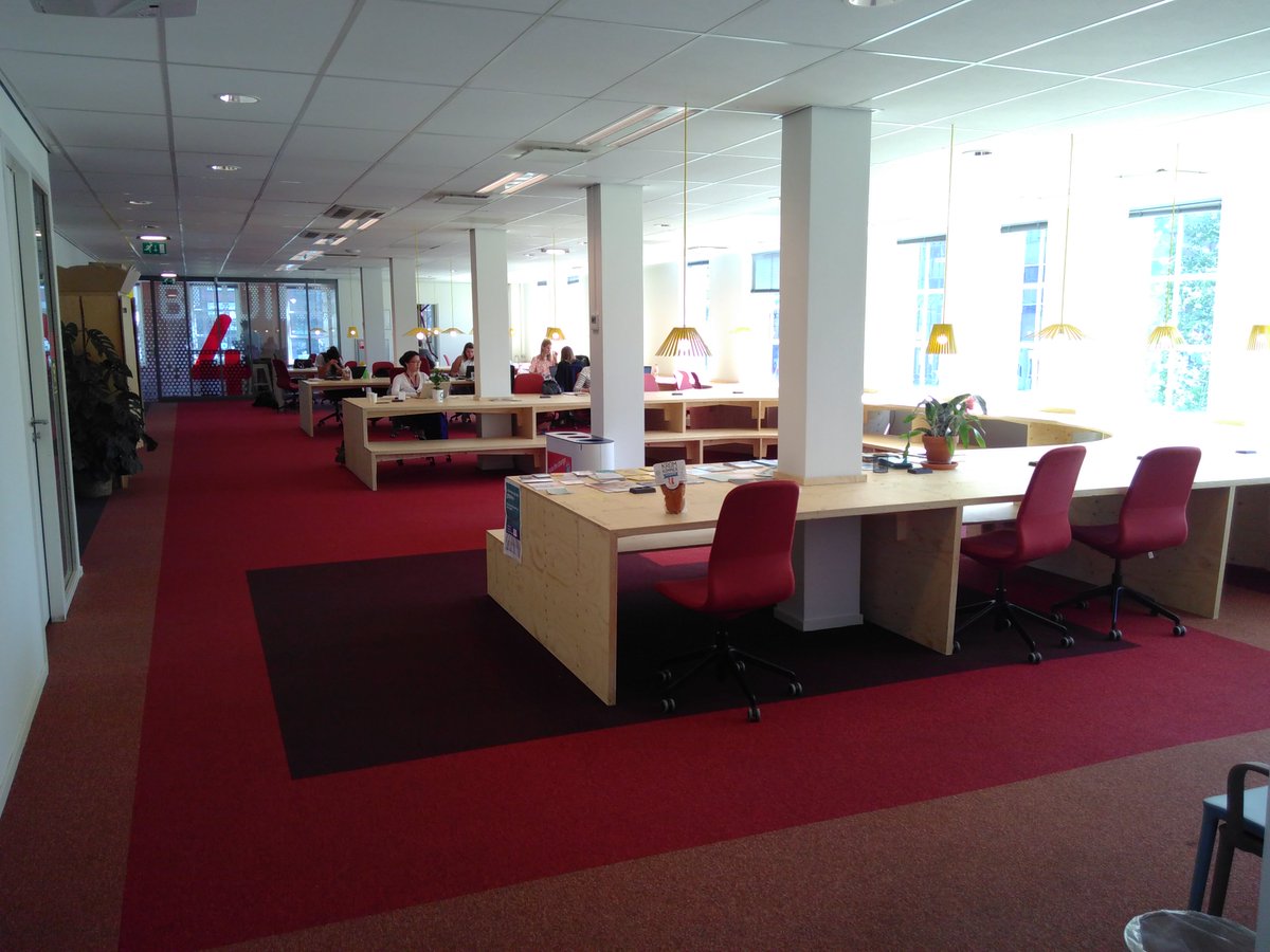 MarkSpetter's tweet photo. Heerlijke werkplek hartje Utrecht bij #SIF #Socialimpactfactory https://t.co/GNezjXPZlk