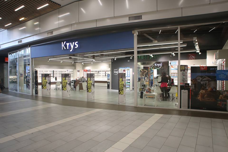 KRYSPELLE's tweet photo. Une petite photo d'un de nos magasin sur #Orléans 😀
#KrysOptique #Optique #lunettes #lunettesdesoleil #opticiens https://t.co/wpIFMLZ5Nk
