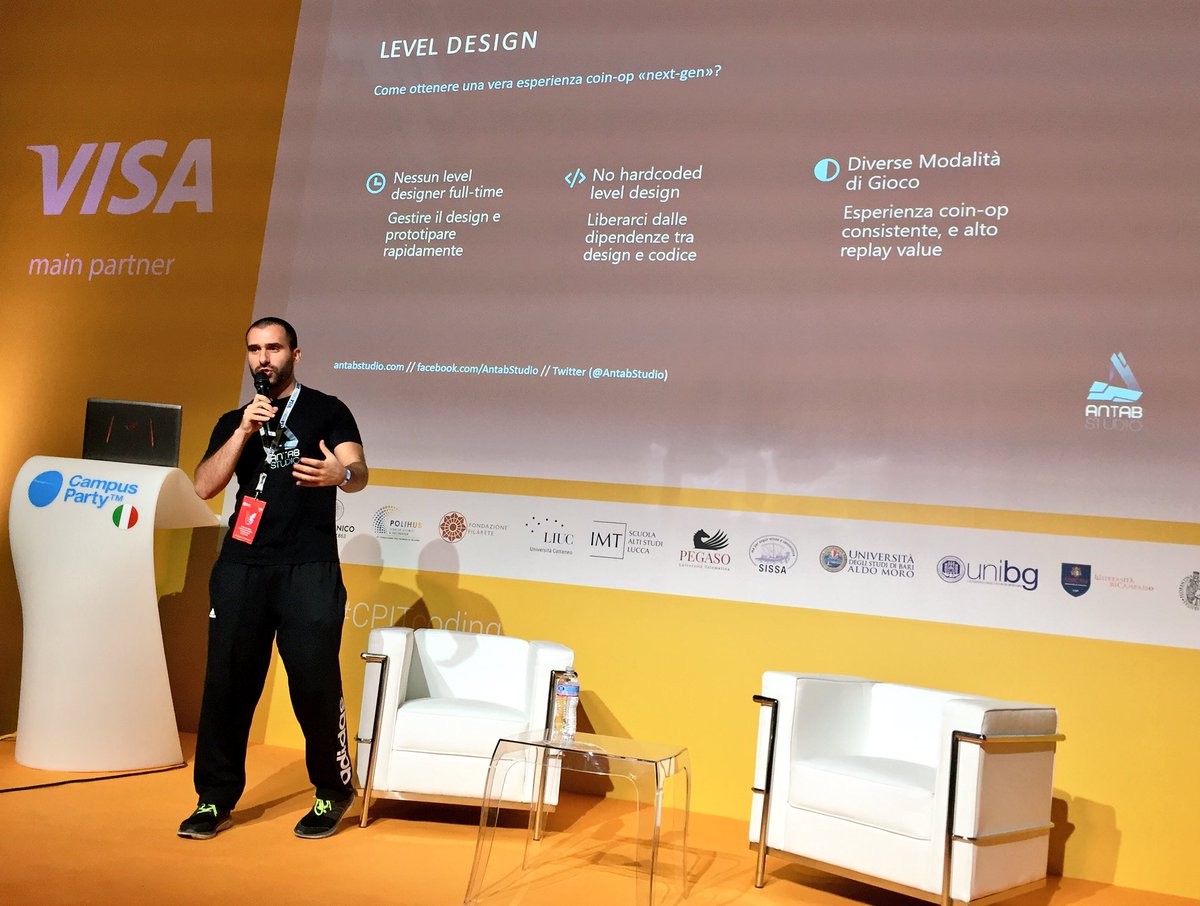 ElfoPicchiotini's tweet photo. Dietro le quinte del videogame design @AntabStudio #CPIT1 #socialreporters https://t.co/VKoIuZFiL1