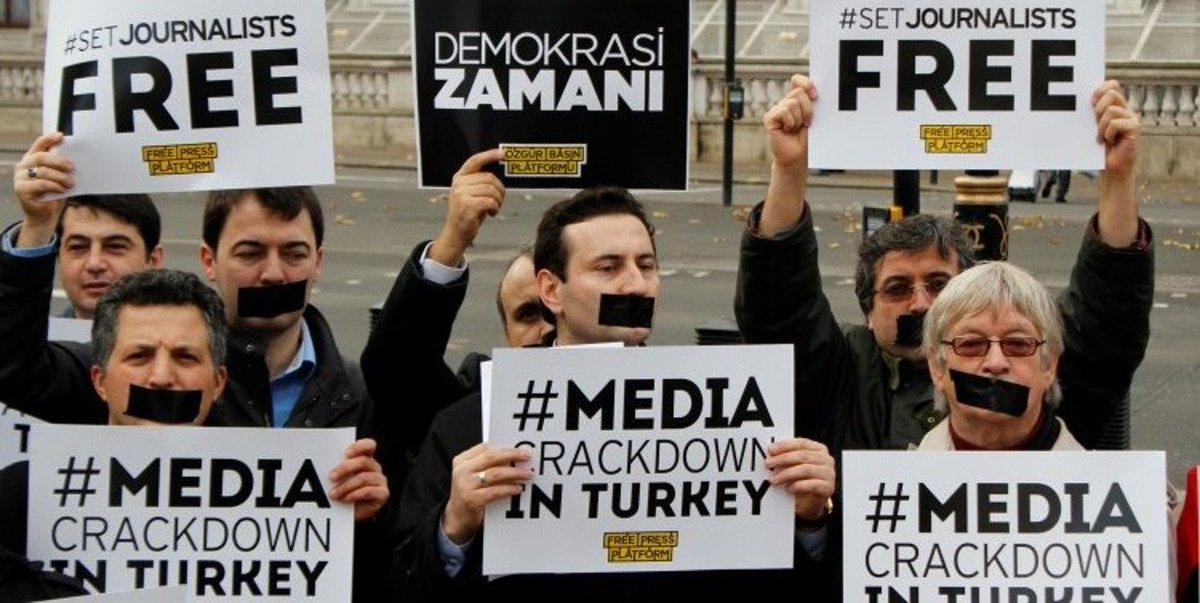 BalcaniCaucaso's tweet photo. #ECPMF 24 luglio processo giornalisti @cumhuriyetgzt solidarietà social #FreedomForTurkeysJournalists @FnsiSocial https://t.co/CBiyPkNaor https://t.co/P4hq9BTm1M