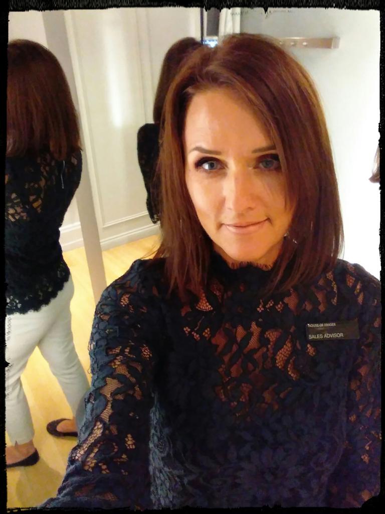 zippyzaina's tweet photo. Kelly loving the new khaki lace flared cuff top #Area4Hasstyle @HelenMintVelvet @sarahdixon297 https://t.co/WlVkghs8HS