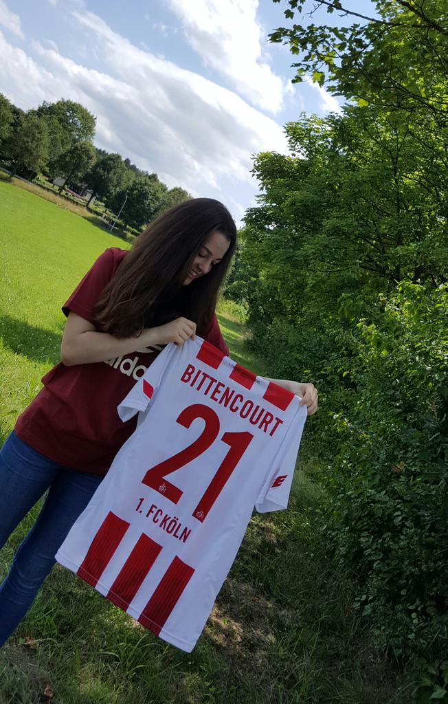 lara_211993's tweet image. New😌😍
•
#newjersey #samenumber #21
@lbittencourt32