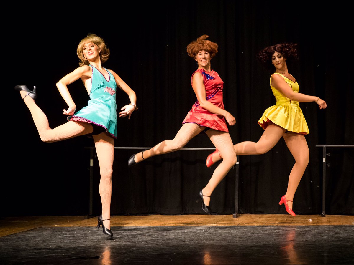 TheRattonians's tweet photo. Sweet Charity opening next Tuesday - 25th July at #DevonshireParkTheatre #comesee #theatre @EBTheatres @Eastbourne_Info @VisitEastbourne https://t.co/L7BIaBzWWC