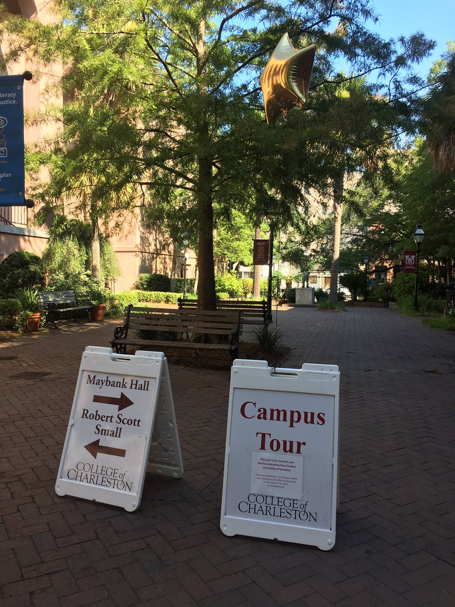 Our second Campus Tour of the day is starting in about 10 minutes! Join @CofCMorganW and me as your guides around CofC :)