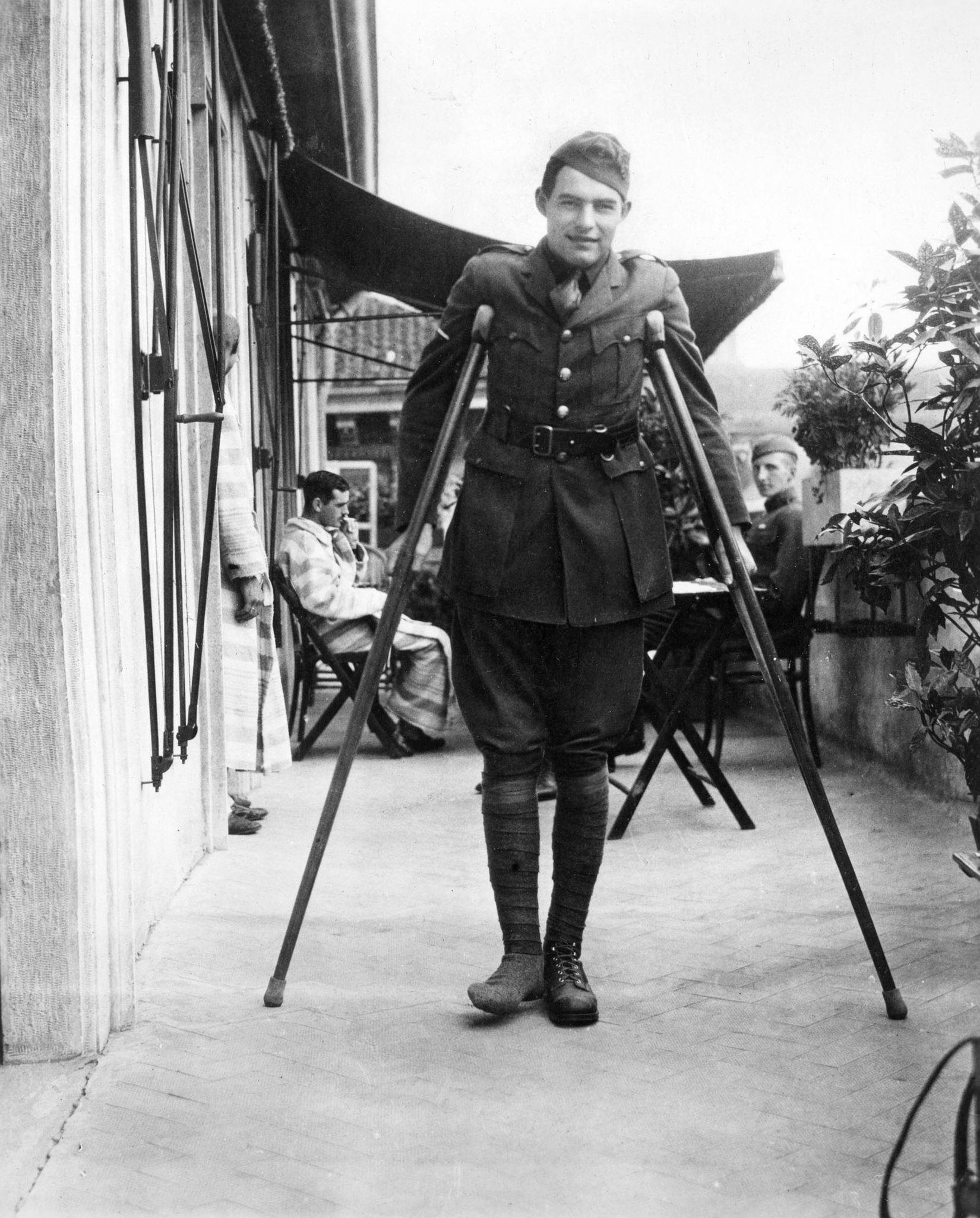 Susan Watson on Twitter: "Happy Birthday Hemingway, a 19 year old assigned to #RedCross #WWI ambulance service in Italy. Wounded working on the front line… https://t.co/V8d2F0ZRnw"