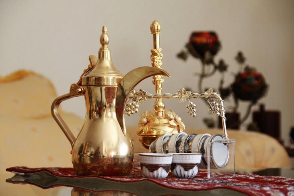 ewwty's tweet photo. How To Make Arabic #Coffee, The Perfect Drink For Fans Of Cardamom | @HuffingtonPost https://t.co/RMZQuyzilj https://t.co/niOuvAKhyh