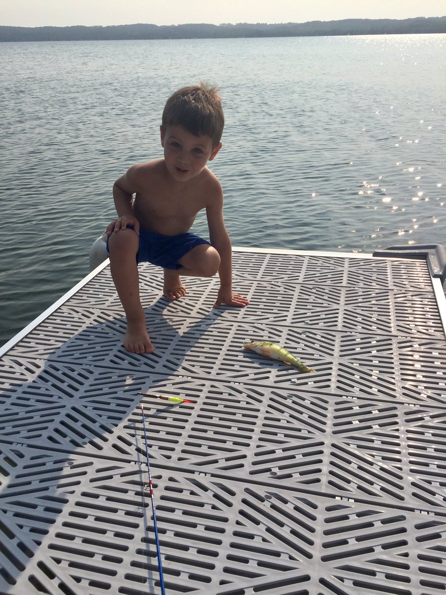 JoshPaauwe2725's tweet photo. Proud Daddy moment this morning. Jackson cast, set hook, and caught his own fish. #hesaddicted @PaauweAlyssa @bobsaniga @troyer_paige https://t.co/Gc7jj3ewGQ