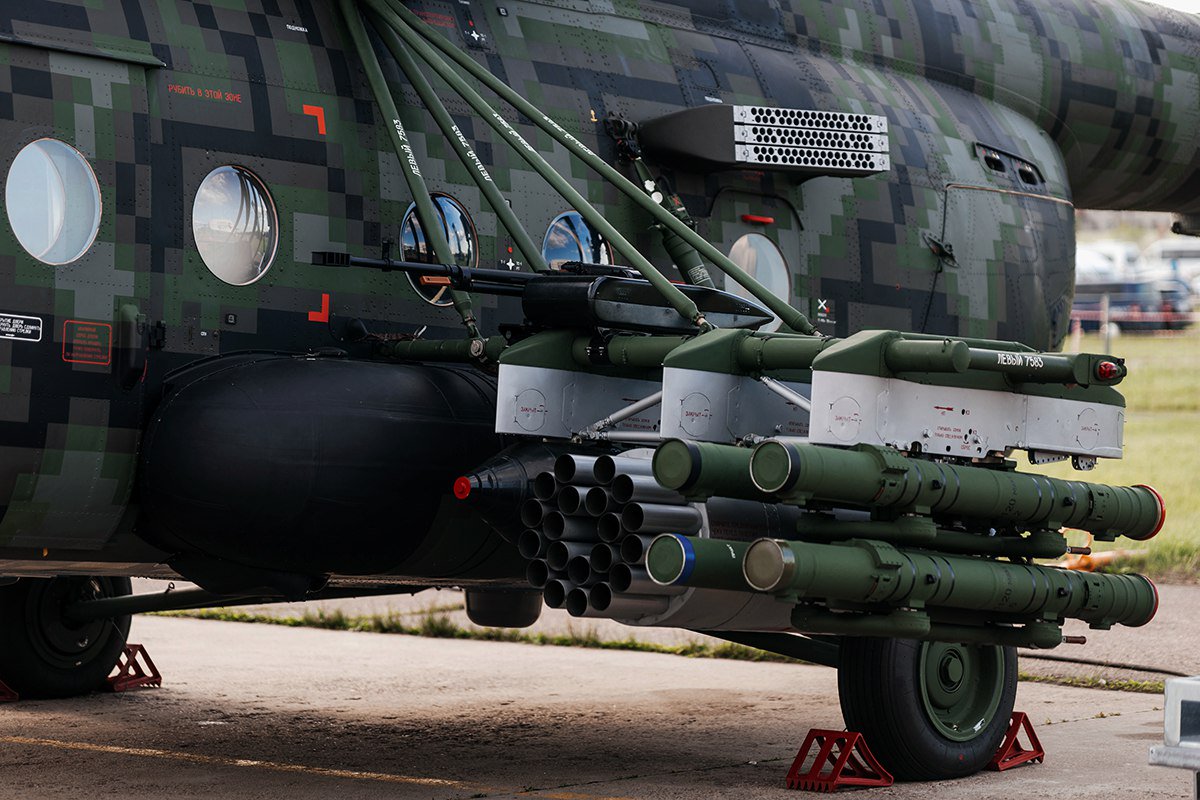 تعرف على المروحيه Mi-171 Sh-VN الروسيه الجديده  DFQ8om_XUAAs_sf