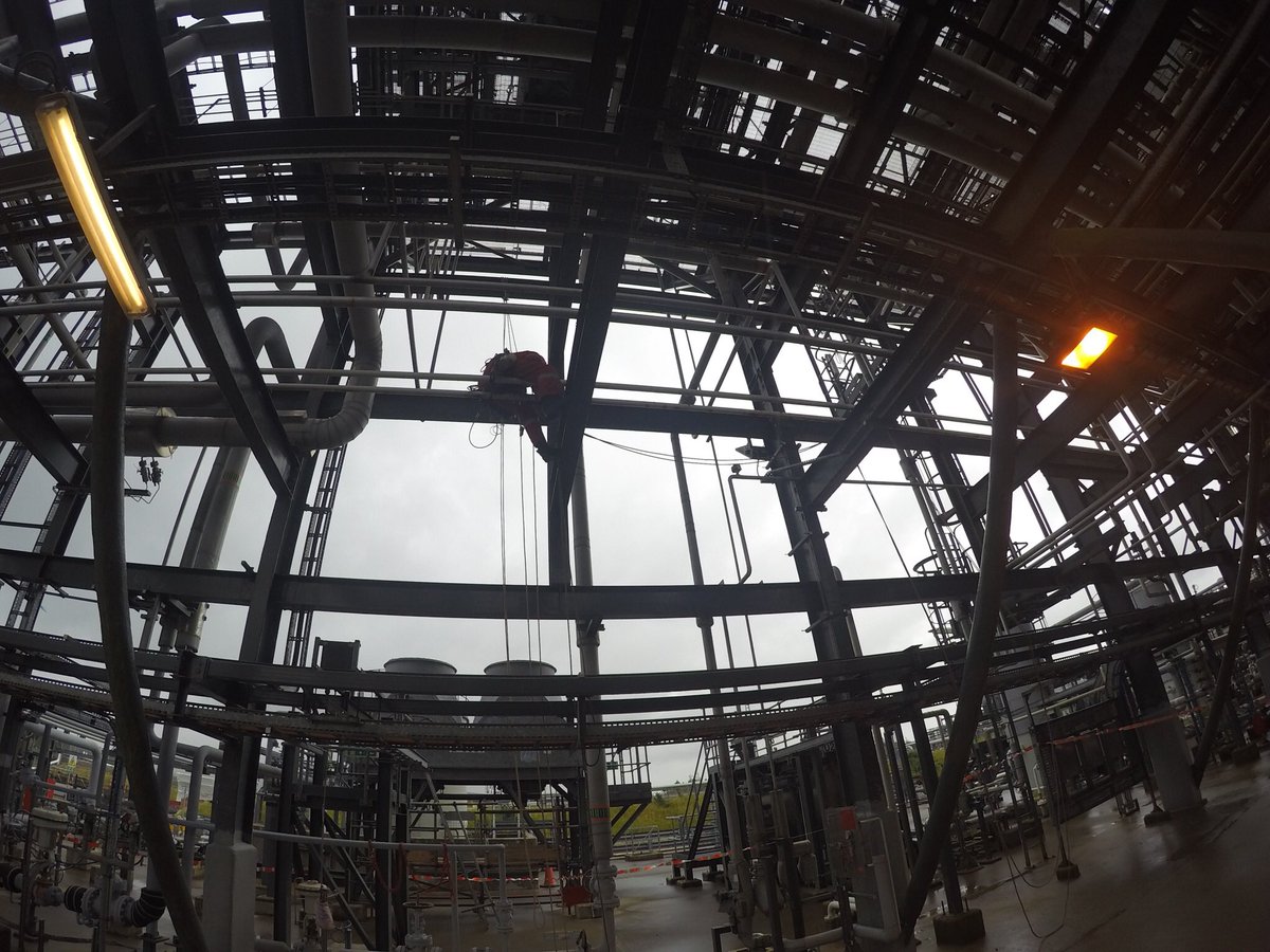 jcaccess2's tweet image. It was dry when we started but am soaked through now #JCAccessSolutions #RopeAccess #Inspection #NotMuchFunInTheRain