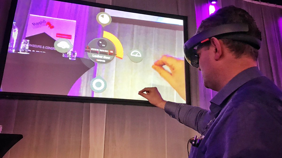 BeecotNL's tweet photo. Hands-on #Beecot #AR ๐๐ผ๐ https://t.co/6qVWnLIVTw