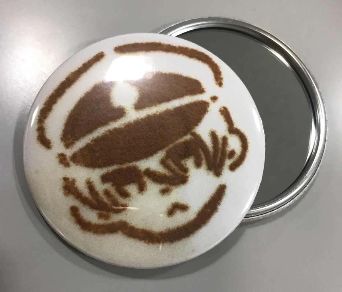 Comicブースト編集部 على تويتر 交番ｐｂ ４巻 石川チカ著 7 24発売を記念して 当アカウントをフォロー このツイートをrtで写真の石川チカ先生お手製 Metro Ex月島ミラー を10名様にプレゼント 〆切は7 31 当選者にはdmでご連絡します T Co