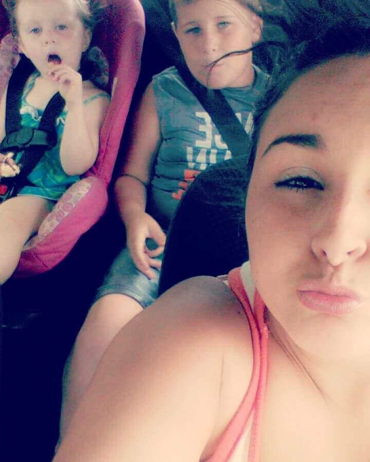 brooklynn_renee's tweet photo. Family first i love my niece and nephews!❤😄 https://t.co/WZ8ahLs5i2