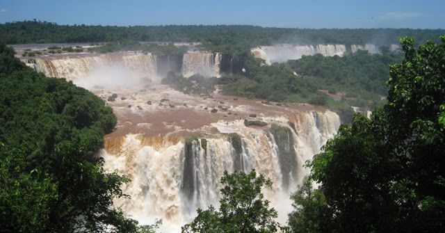 viajarconbe's tweet photo. Iguazú, las cataratas de #Argentina y #Brasil https://t.co/VofQEL1vFI #ViajarConBe https://t.co/SbMcd08OHb