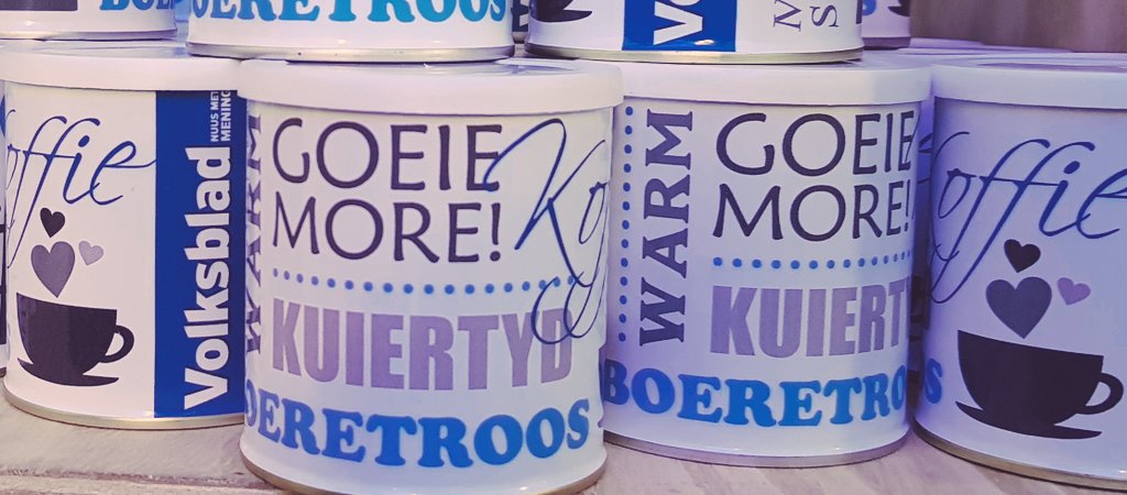 JohannavanEeden's tweet photo. Kyk uit vir @volksbladnuus se koffie by @media24 se Feeskafee by @VSKunstefees. 
@Netwerk24 @huisgenoot @landbou @SARIETydskrif @viatv https://t.co/c1sJh1xpKa