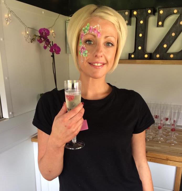 celebmuamaster's tweet photo. So excited that #bubblybox #Liverpool will be at Celebrity #MUA Masterclass! Chilled #Prosecco, #makeup &amp; world famous celebs - Let's Go! https://t.co/xgK1GkACs6
