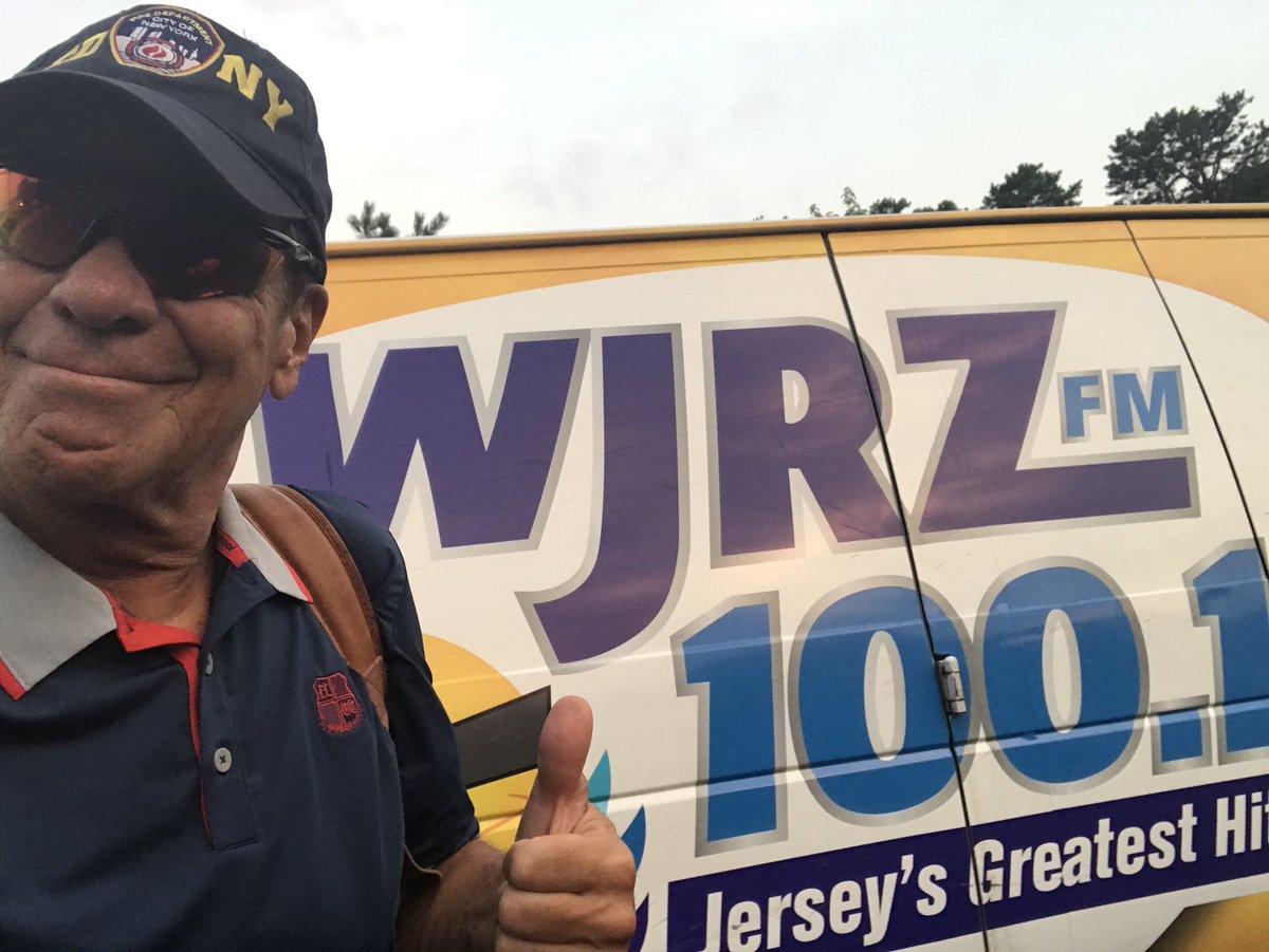JrzyJoePiscopo's tweet photo. B'casting #LiveFromNJ on #am970TheAnswer https://t.co/wRoHh6mkyW
#Thx to #WJRZ 👍😊 https://t.co/KFIe76rMYA