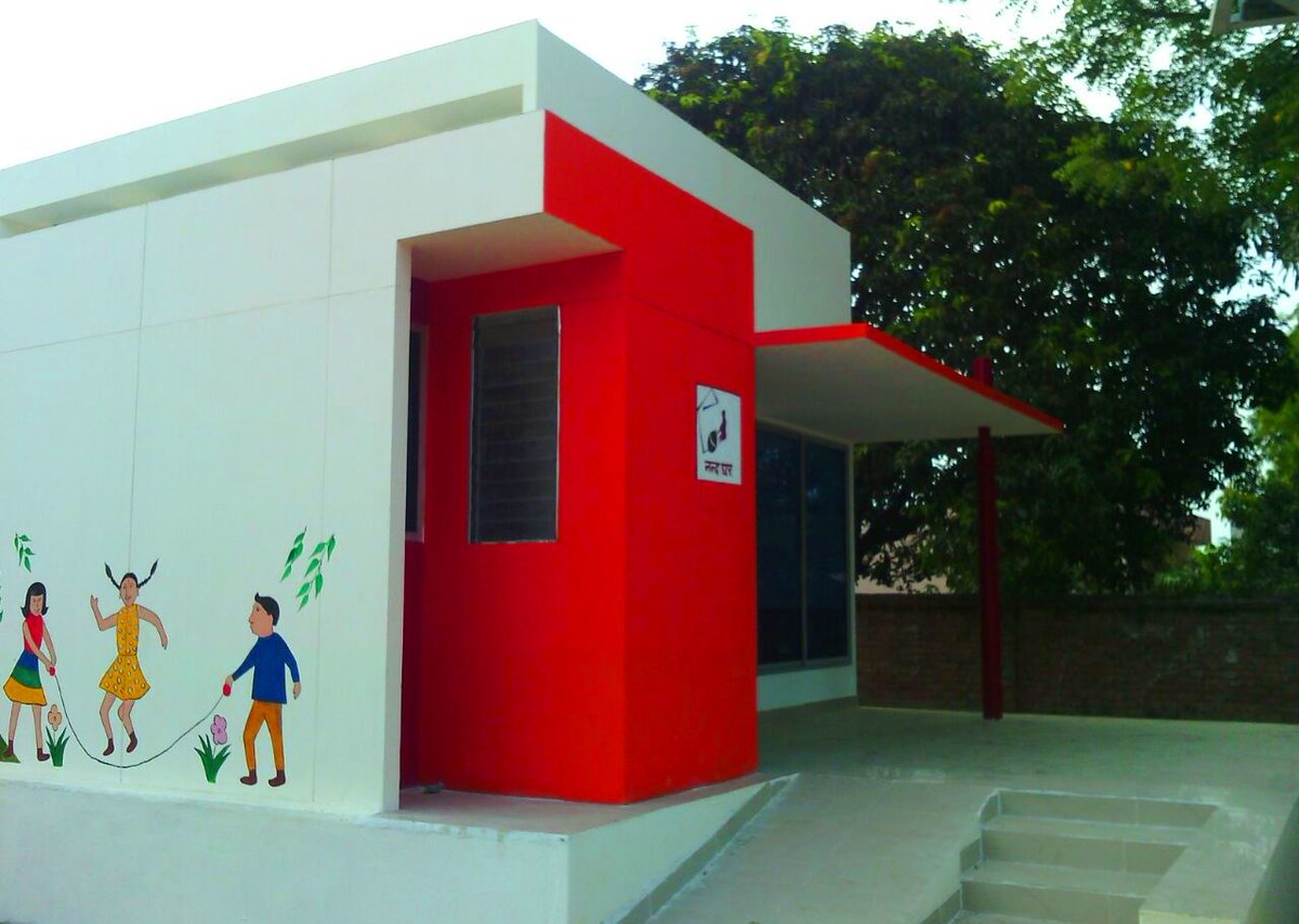 AnupamkPandey's tweet photo. Aadarsh Gram Jayapur : Backward Village becomes a Model Village #Varanasi https://t.co/ZlyEUp8WfB || https://t.co/m8MSUEY99N @narendramodi https://t.co/RBuubYhlcU