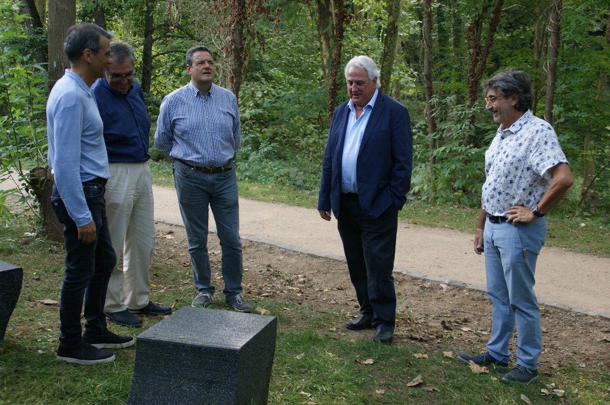 #Olot recupera un nou passeig fluvial. És un tram 800 metres, des del Jardí dels Nius a la bàscula de Les Tries olot.cat