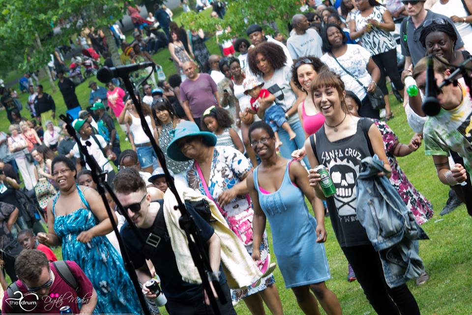 SimmerDownFest's tweet photo. Hoping it'll be dry on Sunday but we're depending on YOU to bring the heat with your smokin' dance moves!
#SimmerDownFest #Dance #Heat https://t.co/0Zvv8PCkyx