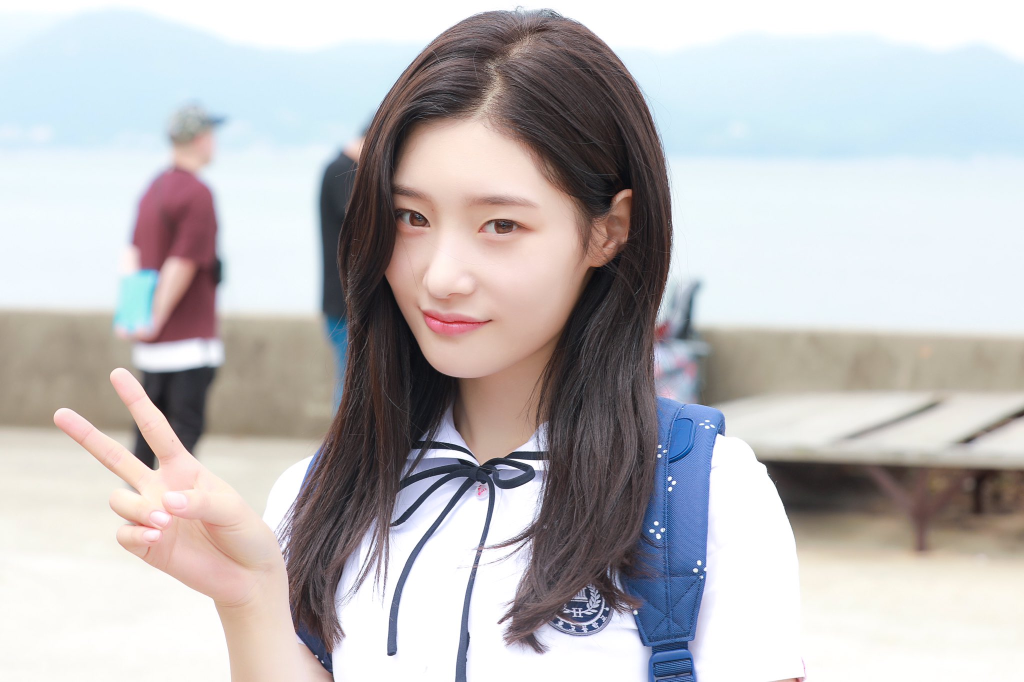 DFQHd89UAAAY0lz.jpg:large