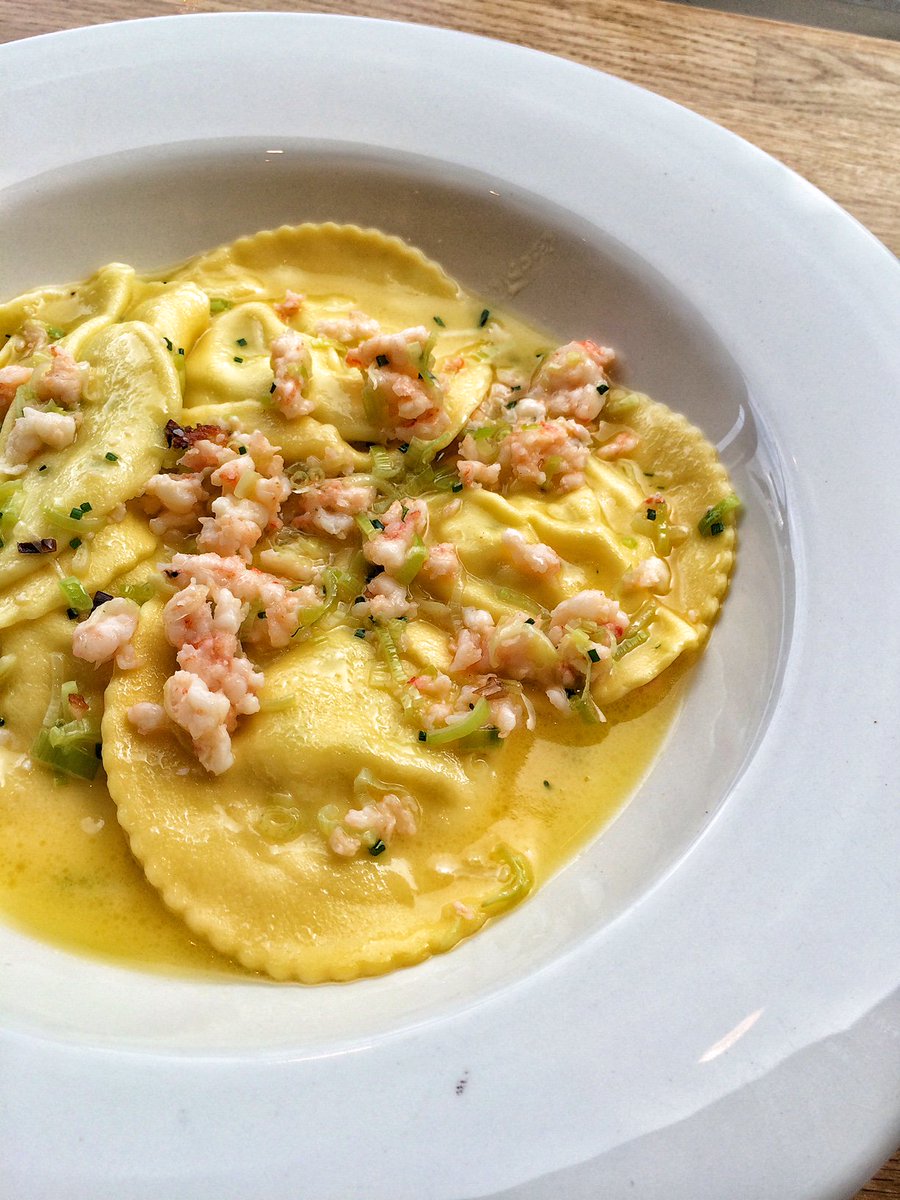 londoneating's tweet photo. A Local’s Guide to North East London. A lovely read from @bittenwritten for @eaterlondon - https://t.co/XnnQ0Es56i https://t.co/ncBVNM2qqK