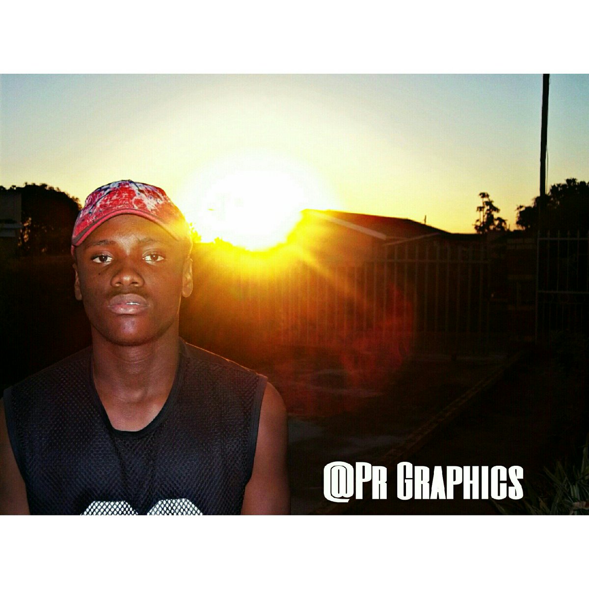 NgoshoNizer's tweet photo. I started this SHANDIS last jaar
#Prgraphics https://t.co/aIrgTxfPtD