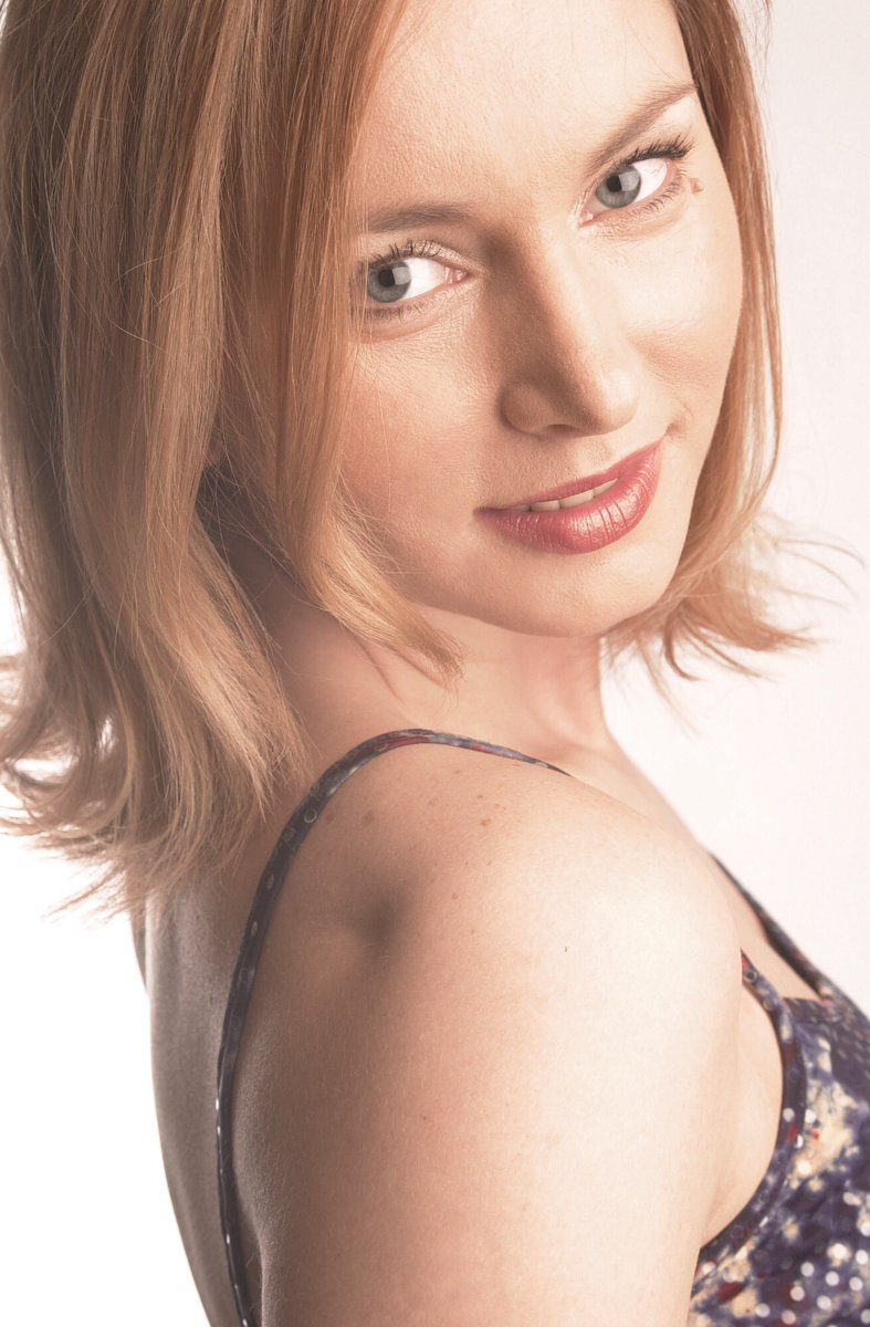 Present yourself to the Max! We're live in a whole new packaging and with more to offer! Check out : brandyoumax.com