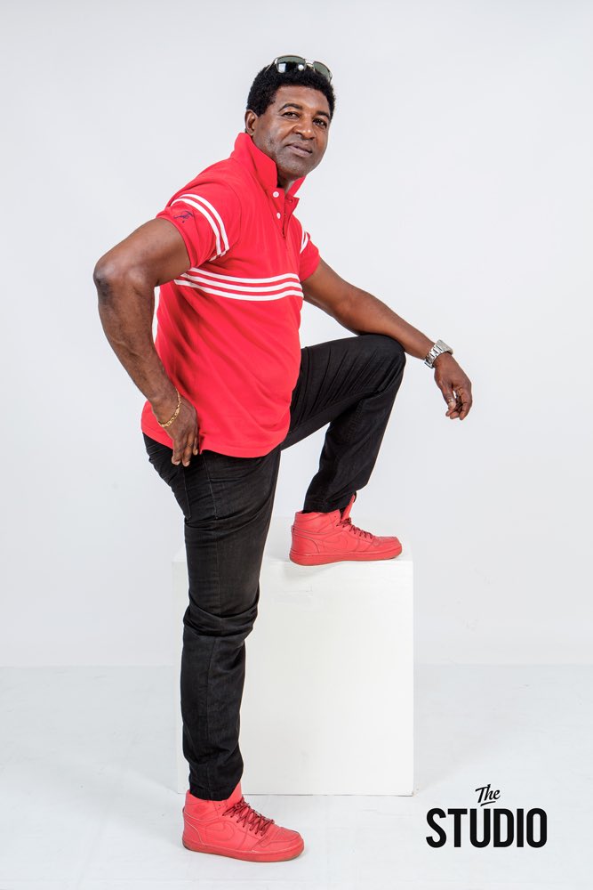 thestudiodouala's tweet photo. Shooting 👱🏾📸
👉🏽35 000 Fcfa = 2h de shooting + 1 séance de make up pro + 25 photos dans 1 clé USB + 1 boisson.
📞651963615
#thestudiodouala https://t.co/TJT1ZJxYK4