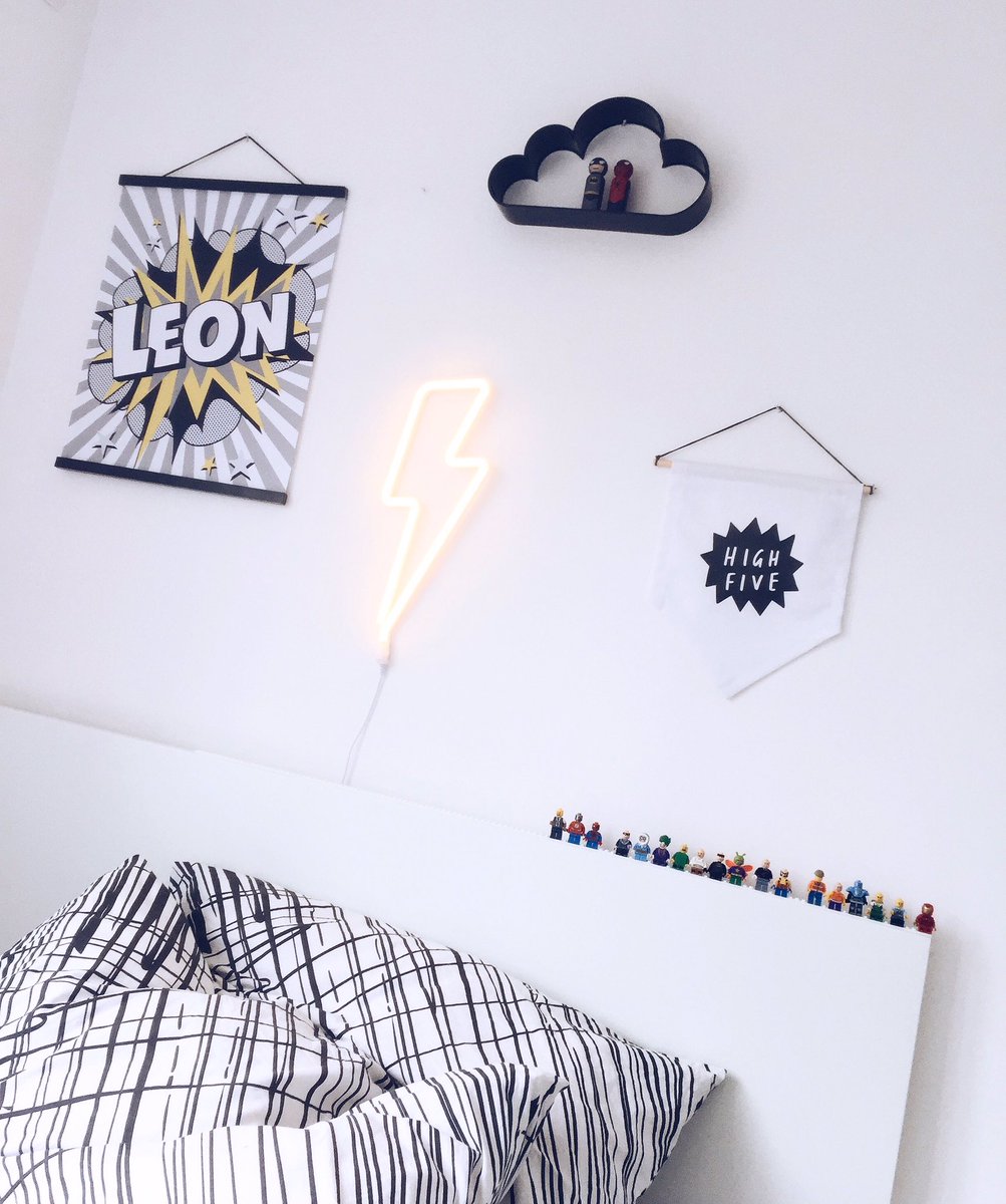 LiliForberg's tweet photo. getting Leon's new room ready for his bday on Thurs! Cant believe my munchkin is going to be 5!! Print @WallCircus light @mosscottageshop https://t.co/SS3Gvx9KG7