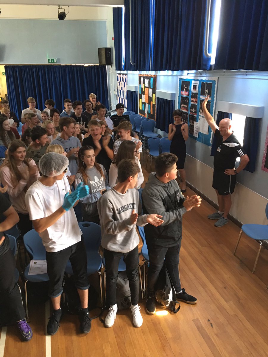 MrsAustinFEHS's tweet photo. Standing ovation for Mr Vandenbergh #Legend https://t.co/qFX4Gi3hvU
