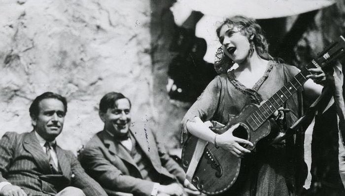 cinematografoIT's tweet photo. #Venezia74: Rosita di Lubitsch per la pre-apertura https://t.co/rmu4riPONh https://t.co/hwbFBCdMG7