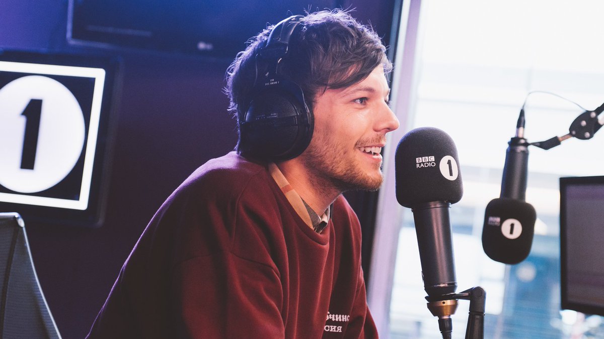 BBCR1's tweet photo. 6 of the many reasons why we love @Louis_Tomlinson even more after his @R1Breakfast visit 👉 https://t.co/32z40GWHmH 💕 https://t.co/F8iYYXng4M