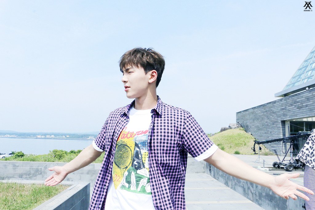shownupics's tweet photo. https://t.co/X3vkKcZB8s