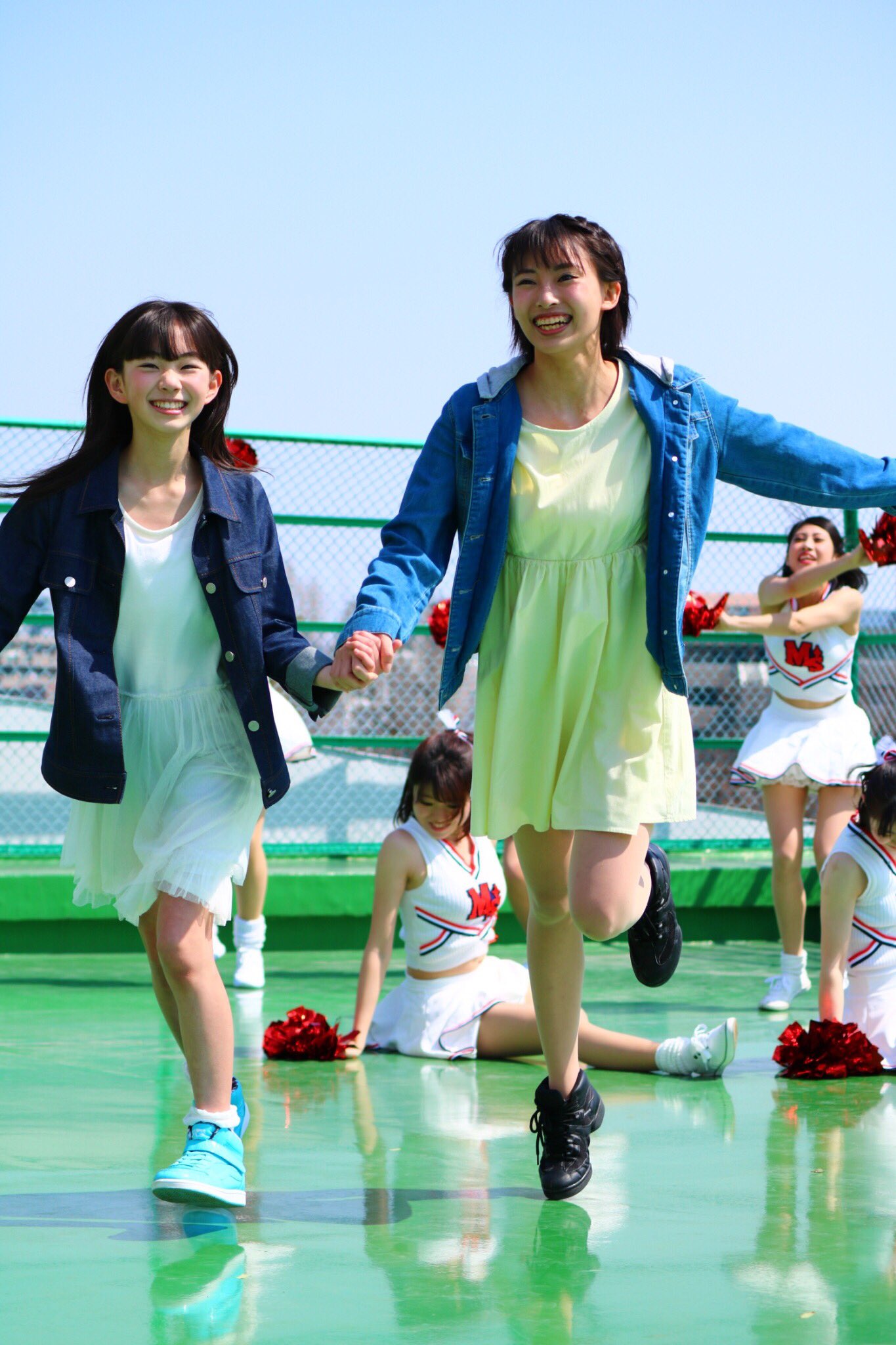 株 エムズコネクション No Twitter エムズコネクションmv Hit Me Storyview T Co Vud3crckyh キッズ主演 株 スターダストプロモーションプロモーション所属鈴木 心愛さん 大人 主題歌ボーカルは主演は 有 タイムリーオフィス所属指出麻琴さん