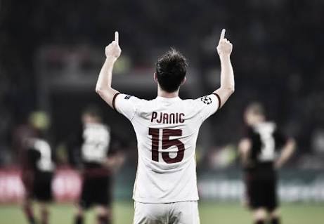 MANCITY_SM's tweet photo. CHEGOU MAIS UM! PJANIC é mais um reforço do City, o jogador já fez exames médicos e estreia hoje contra o @ChelseaFC_SM! #ComeOnCity https://t.co/sTNVUx11ot