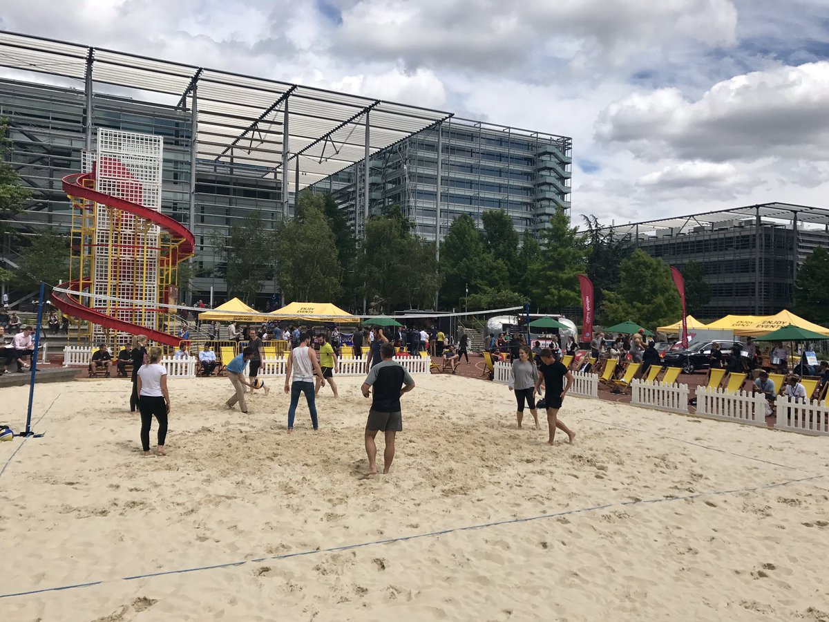 mrinalmadina's tweet photo. Fun and games in #chiswick @CP_EW. #chiswickbusinesspark #enjoyevents https://t.co/XctIWuEzqu