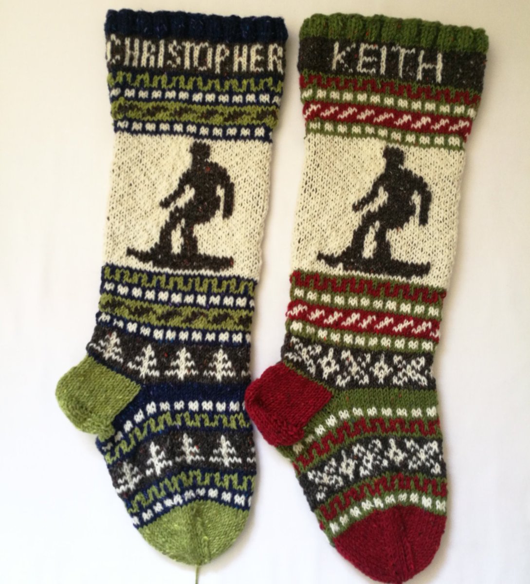 GigiSantasSocks's tweet photo. Also working on this custom order, 2 done, 4 to go ☺️ #forKeith #forChristopher https://t.co/amR8ghUAbc